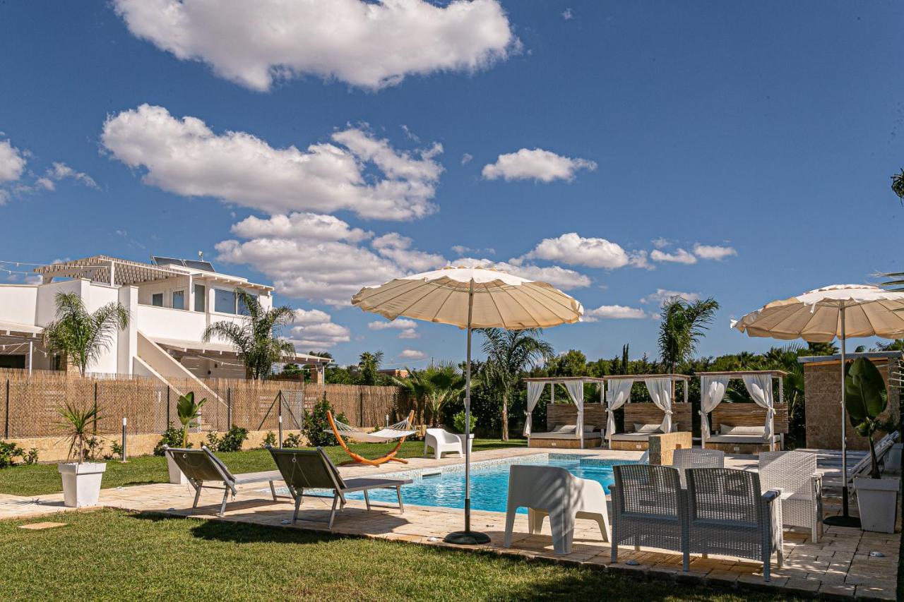 Resort Almaredamarra Con Piscina E Idromassaggio Sul Mare トッレ・サン・ジョヴァンニ・ウジェント エクステリア 写真