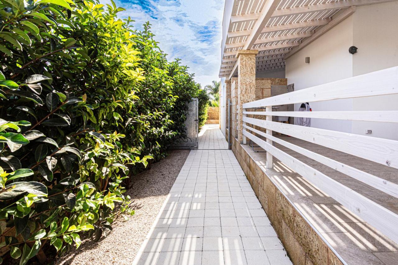 Resort Almaredamarra Con Piscina E Idromassaggio Sul Mare トッレ・サン・ジョヴァンニ・ウジェント エクステリア 写真