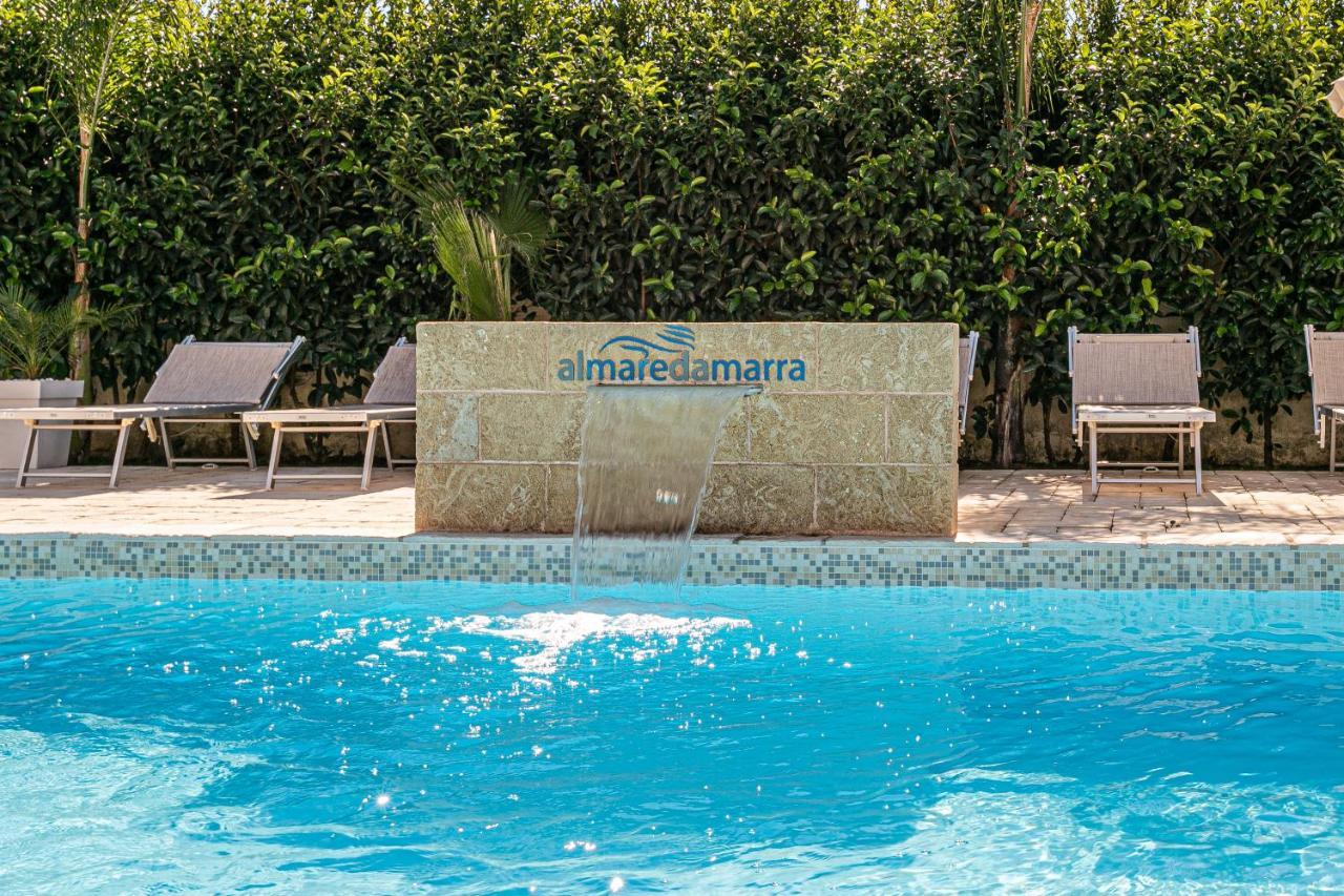 Resort Almaredamarra Con Piscina E Idromassaggio Sul Mare トッレ・サン・ジョヴァンニ・ウジェント エクステリア 写真